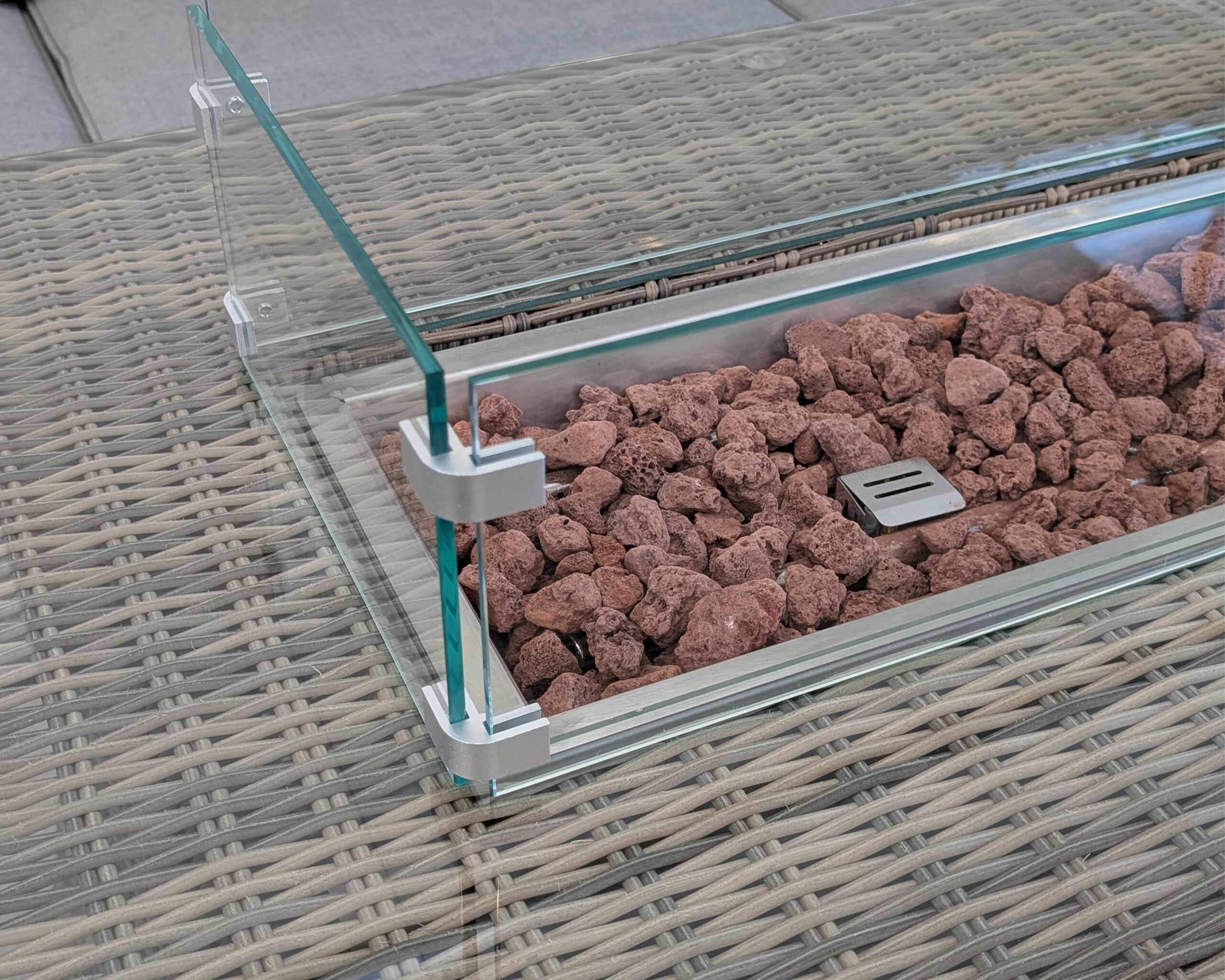 Rengard AMY Rattan Rectangular Gas Fire Pit Table - Image 2